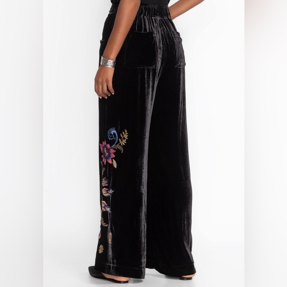 Johnny Was Wide leg Pleat Pant $328 current online! - Picture 4 of 8